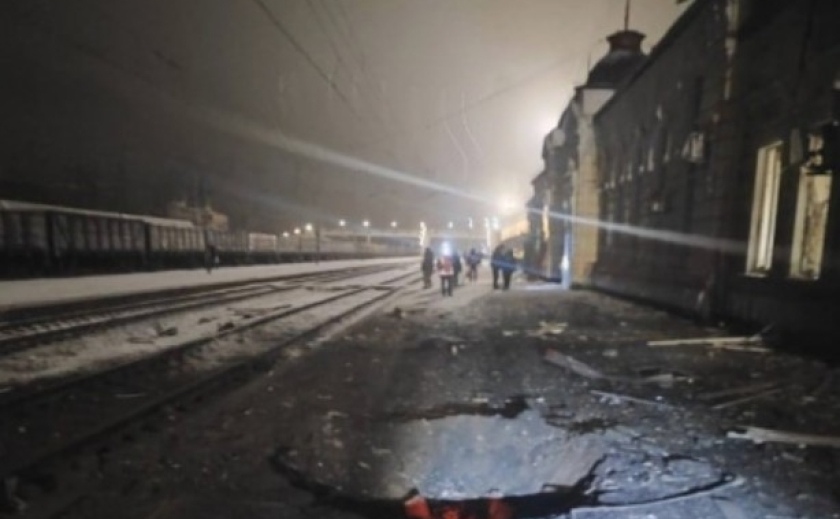 Ворог завдав удару дронами по залізничному вокзалу у П’ятихатках на Дніпропетровщині